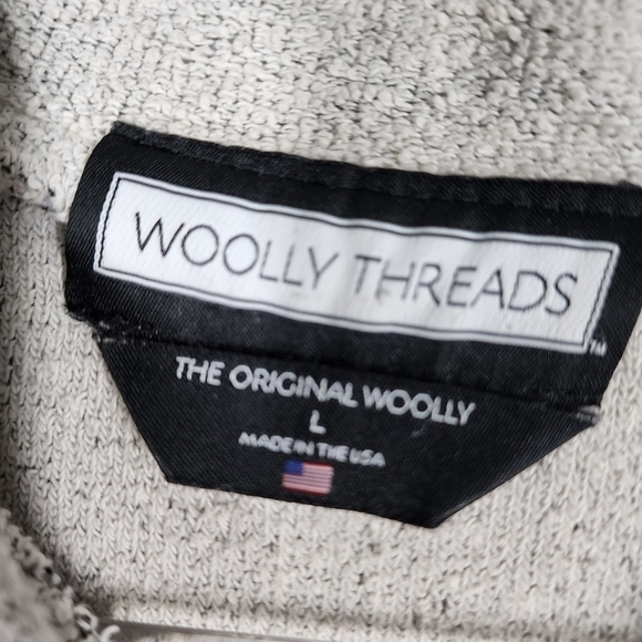 THE WOOLLY THREADS ALPHA OMICRON PI SWEATSHIRT - Picture 6 of 7